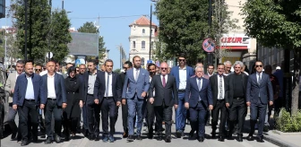 Sivas Valisi Yılmaz Şimşek ve beraberindekiler Madımak Oteli'nde anma töreni düzenledi