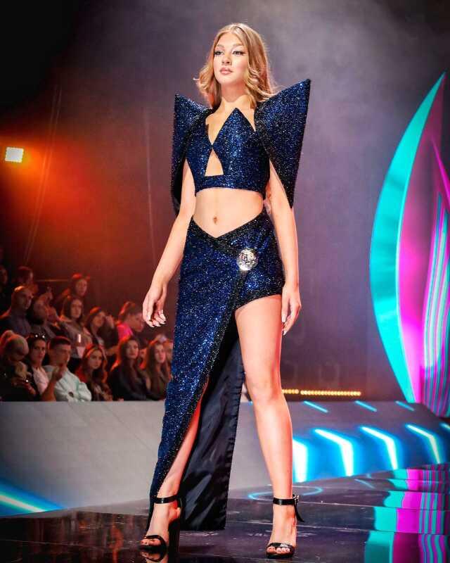 Ünlü modacı Emrullah Köroğlu, Kosova Fashion Week'e damga vurdu