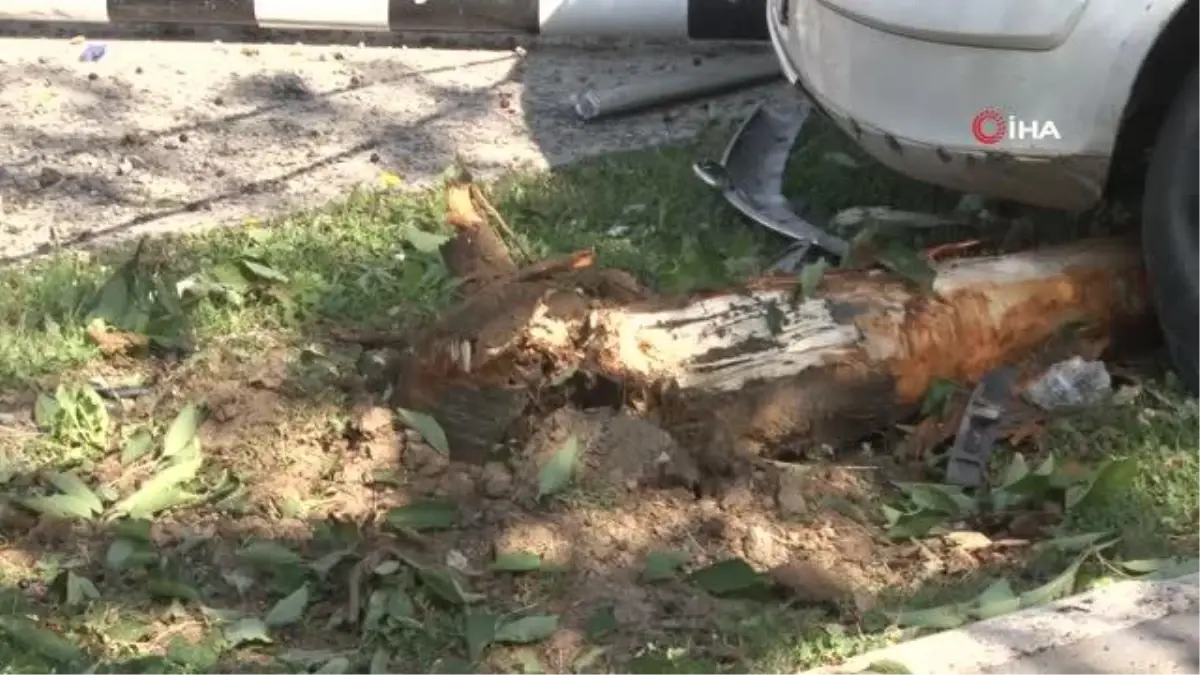 Zeytinburnu'nda anne ve oğlu feci kazadan kıl payı kurtuldu