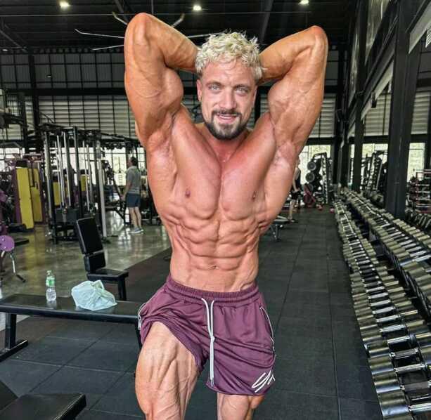 Acı haberi kız arkadaşı verdi! Boyun ağrısı çeken 30 yaşındaki sporcu hayatını kaybetti