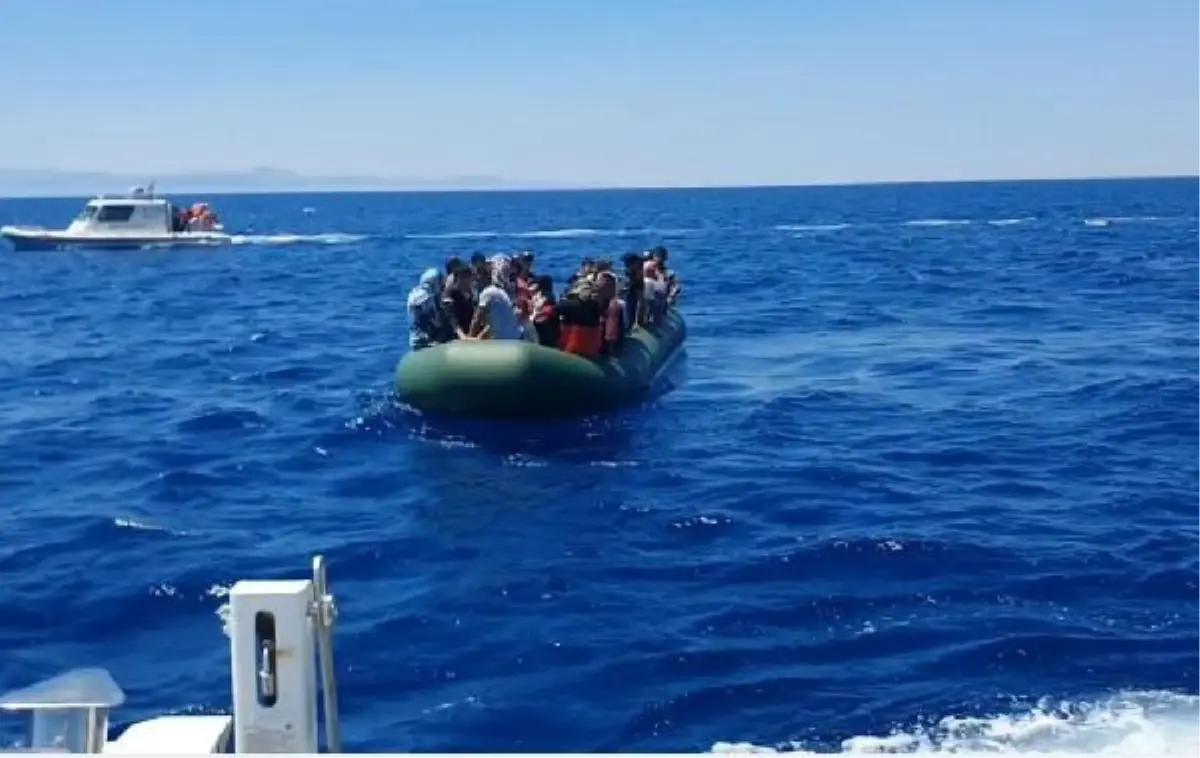 Yunan unsurlarınca geri itilen 84 göçmen kurtarıldı