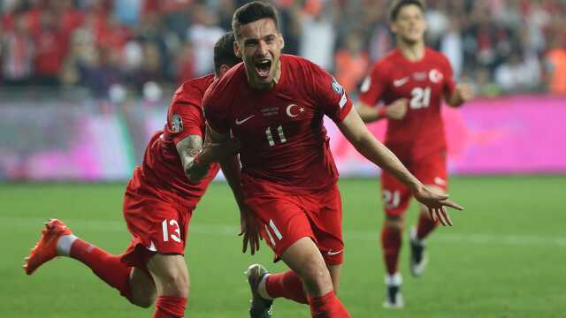 Fenerbahçe, Umut Nayır ile anlaştı! Milli oyuncuyla imza an meselesi Fenerbahçe, Umut Nayır ile anlaştı! Milli oyuncuyla imza an meselesi