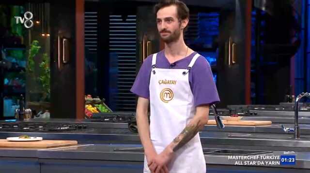 Masterchef ana kadroya giren 16. yarışmacı kim oldu? 2 Temmuz 2023 Masterchef ana kadroya kim dahil oldu? Ana kadroya giren on altıncı isim kimdir?