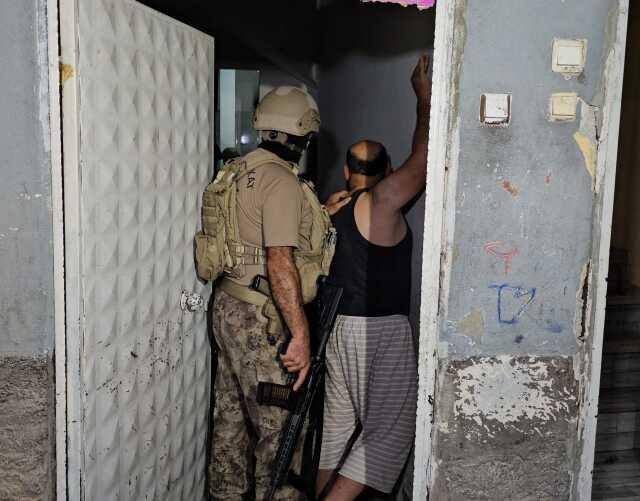 Adana'da DEAŞ Operasyonu: Çok Sayıda Şüpheli Gözaltına Alındı