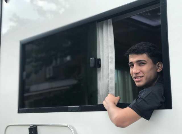 İmaj değiştiren Şahin Kendirci saçlarını uzattı, son halini kimse beğenmedi İmaj değiştiren Şahin Kendirci saçlarını uzattı, son halini kimse beğenmedi