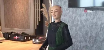 İnsana en çok benzeyen robot Sophia Çamlıca Kulesi'nde radyo yayını yapacak