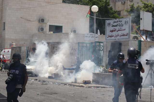 İsrail'in cehenneme çevirdiği mülteci kampından görüntüler İsrail'in cehenneme çevirdiği mülteci kampından görüntüler