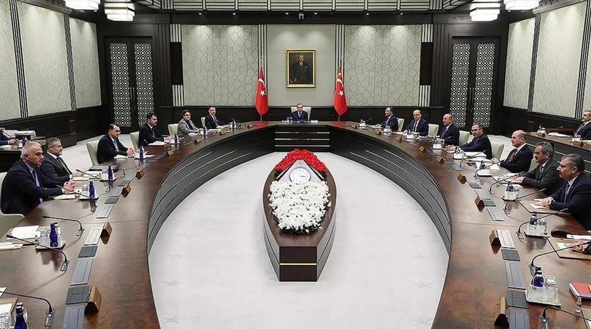 Kabine nedir, ne anlama gelir? Kabinede kimler olur? Kabine sistemi ne demek?