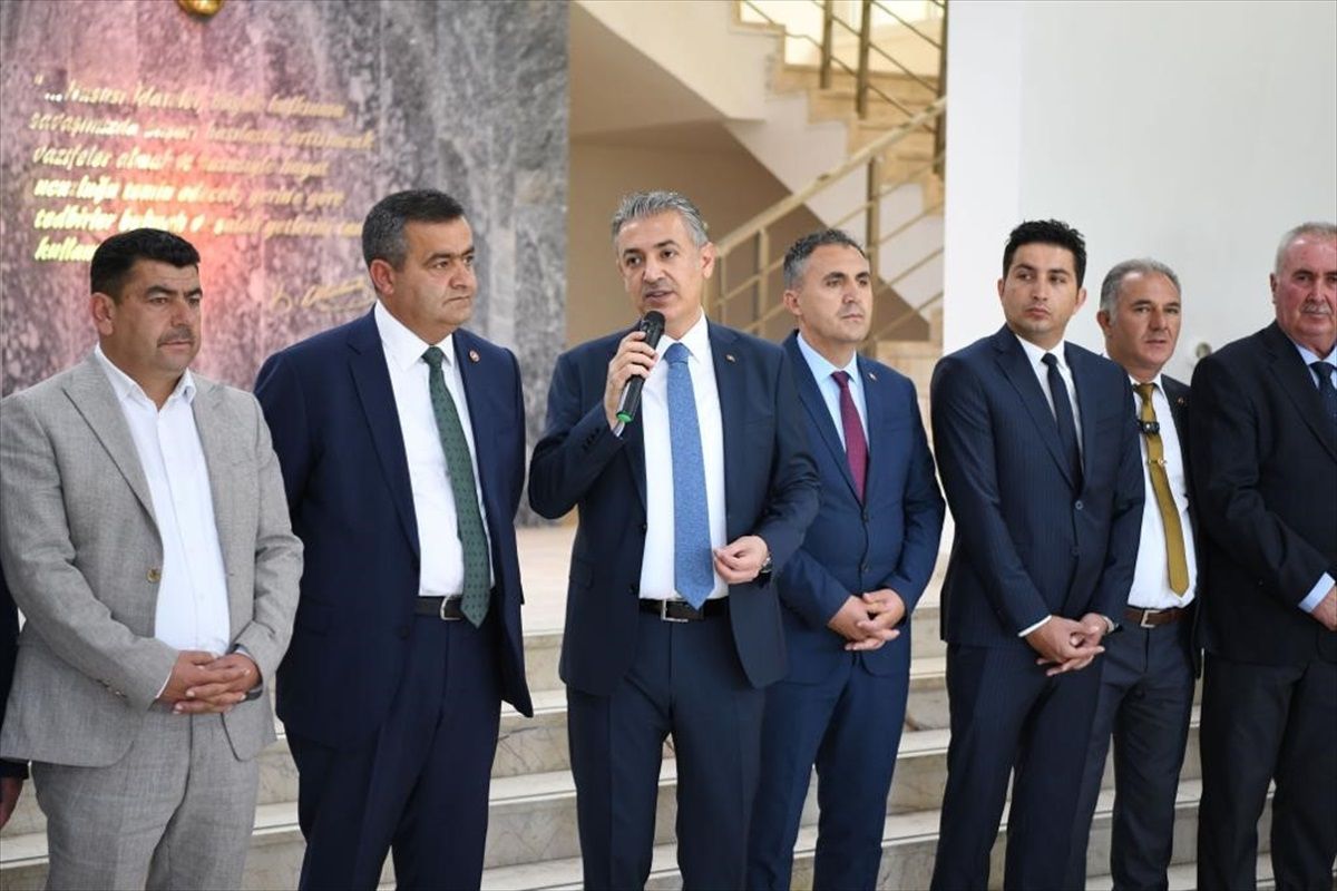 Karaman Valisi Tuncay Akkoyun Özel İdare Çalışanlarıyla Bayramlaştı