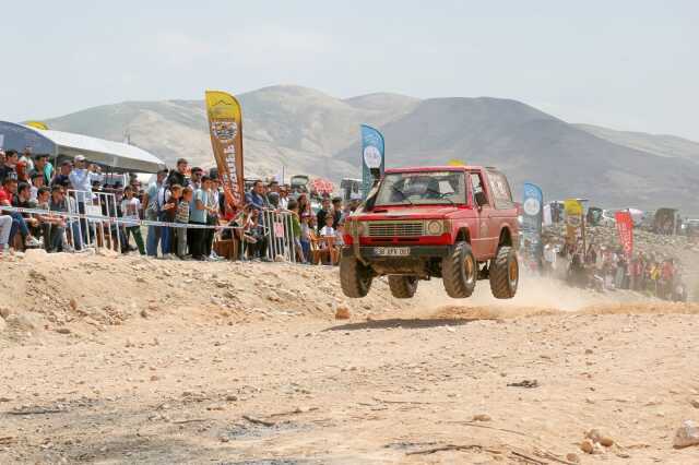 Niğde'de Off-Road rüzgarının bu yıl dördüncüsü esecek