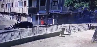Erzurum'da sürücü rahatsızlanınca kontrolden çıkan otomobil iş yerlerine hasar verdi