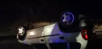 Çanakkale'de kafa kafaya çarpışan otomobillerde 5 kişi yaralandı