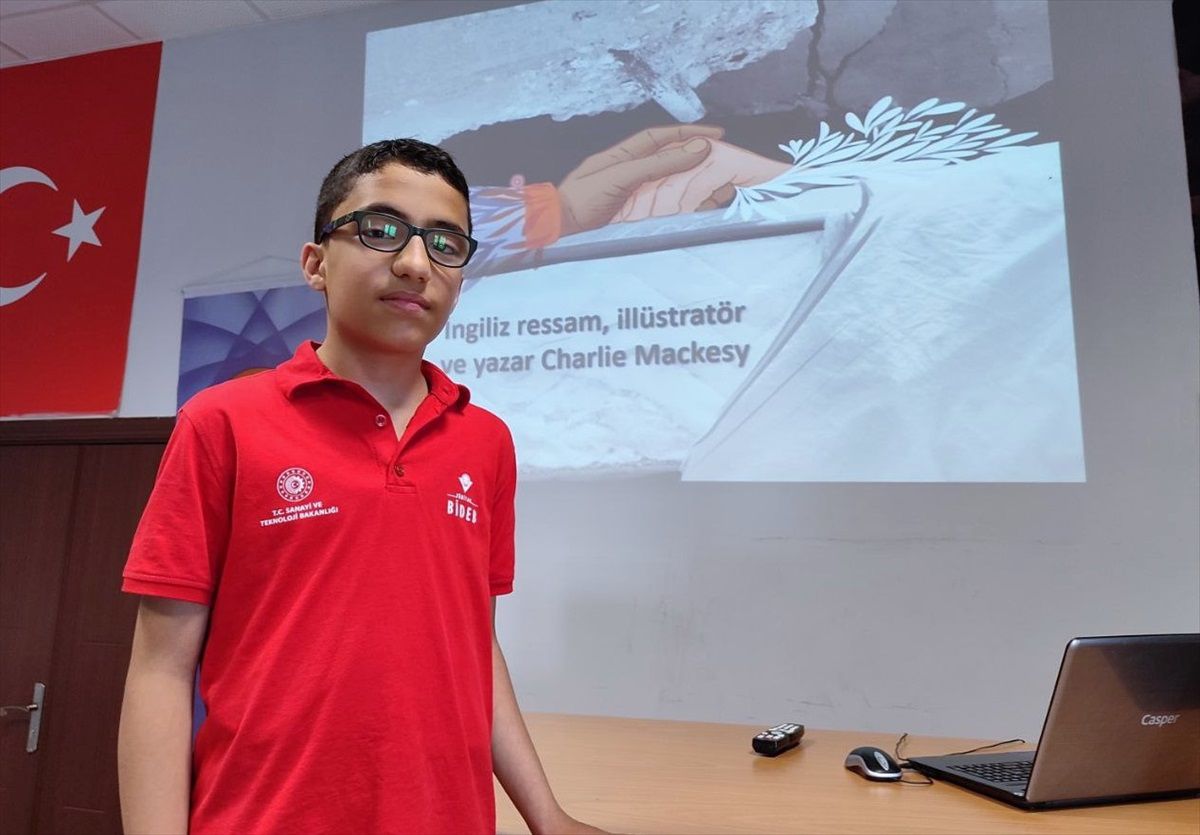 Van'da Ortaokul Öğrencisi Deprem Müzesi Projesiyle Üçüncü Oldu