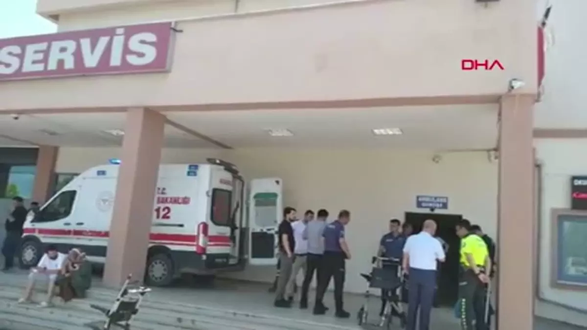 HUSUMETLİ AİLELERİN BIÇAKLI SOPALI KAVGASINDA 1'İ ÖZEL GÜVENLİKÇİ 16 KİŞİ YARALANDI