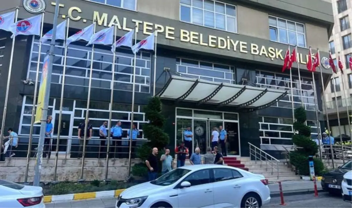 Maltepe Belediyesi'ne silahlı saldırı mı yapıldı? Maltepe Belediyesi'ne silahlı saldırı kim yaptı?