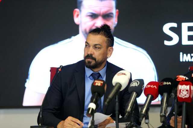 Servet Çetin'in ilk transferi büyük ses getirecek! Pelkas, Yiğido oluyor Servet Çetin'in ilk transferi büyük ses getirecek! Pelkas, Yiğido oluyor