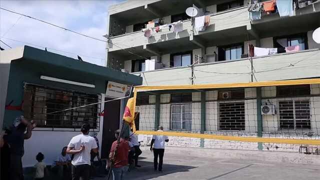 Yunanistan'ta Türkiye'nin 'terör yuvası' olarak görülen kamp boşaltıldı Yunanistan'ta Türkiye'nin 'terör yuvası' olarak görülen kamp boşaltıldı