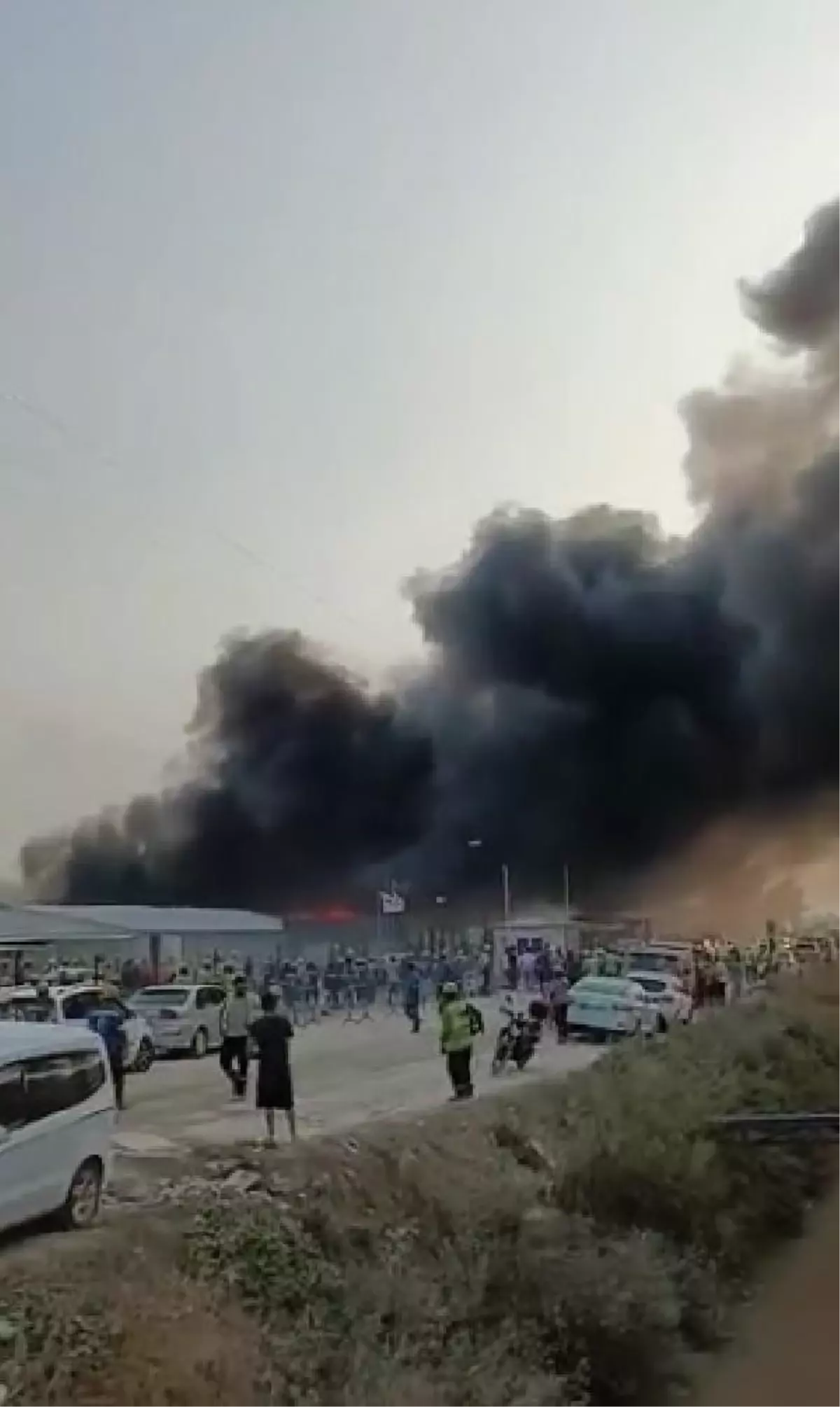 Adana'da Polyester Fabrikasında Yangın Çıktı