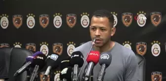 Hull City Teknik Direktörü Liam Rosenior: 'Peşinde olduğumuz sol bek var'