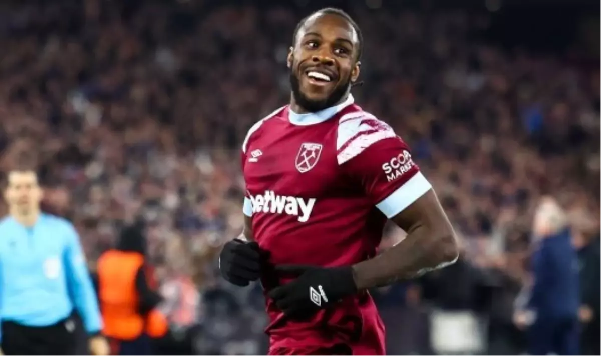 Michail Antonio kimdir? Michail Antonio hangi takımda, hangi mevkii?