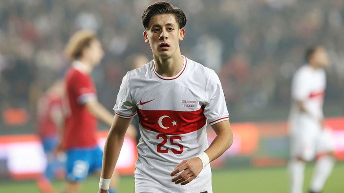 Milli Takım'ın Arda paylaşımı ortalığı karıştırdı! Fenerbahçe mesajı düzeltti, topa eski kulübü de girdi