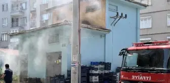 Turgutlu'da Okulun Karşısındaki Elektrik Trafosunda Yangın Çıktı