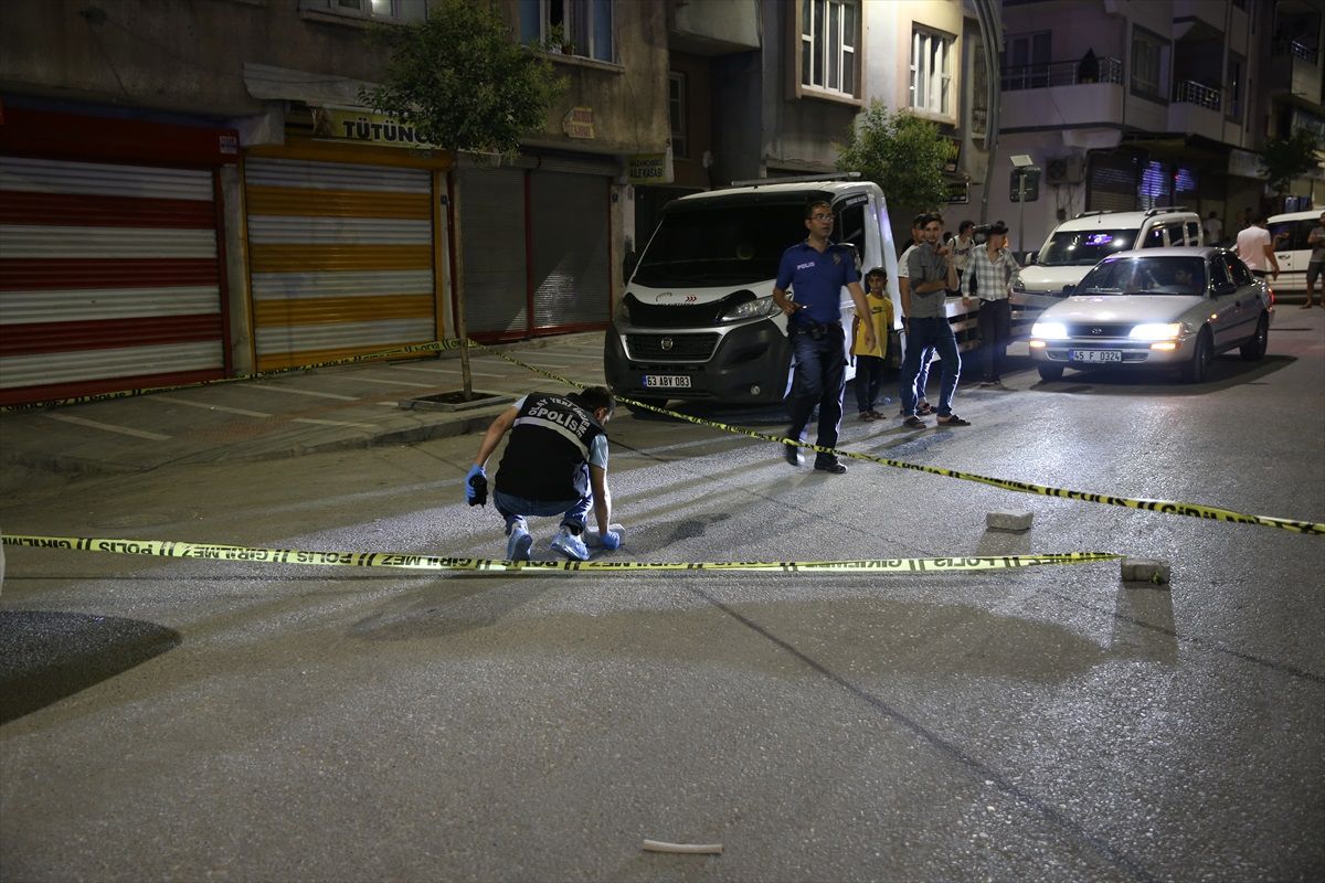 Şanlıurfa'da akraba kavgasında 3 kişi bıçakla yaralandı