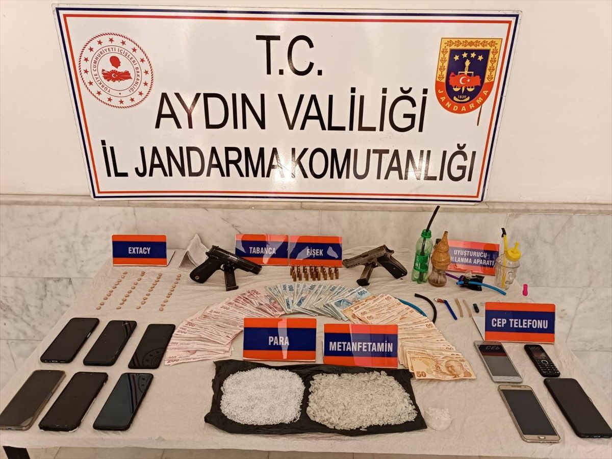 Aydın'da Uyuşturucu Operasyonunda 8 Şüpheli Tutuklandı