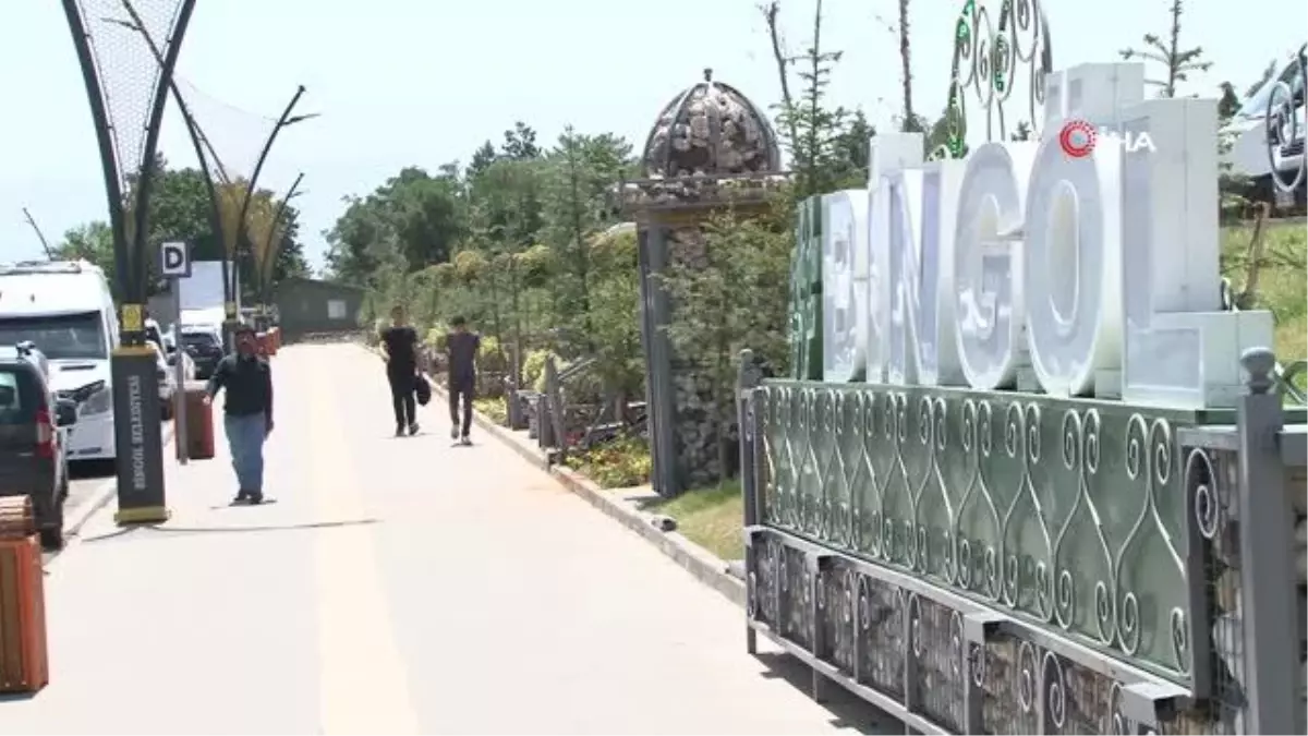 Dr. Sefer Özgen: Sıcak havalarda koyu renk elbise ve yağlı yiyeceklerden uzak durun