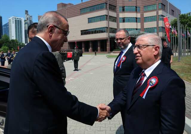Son Dakika! Cumhurbaşkanı Erdoğan, NATO için İsveç'e kapıyı bir kez daha kapattı: Teröristlere kucak açanlara onay veremeyiz
