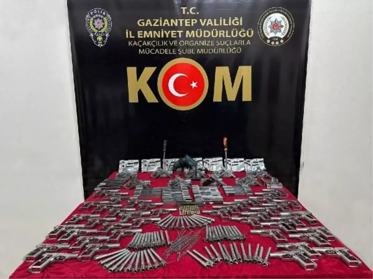 Gaziantep'te Yasa Dışı Silah İmalatı ve Ticareti Operasyonu: 3 Şüpheli Tutuklandı