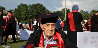 82 Yaşındaki Hamdi Balkaş Kastamonu Üniversitesi'nden Mezun Oldu