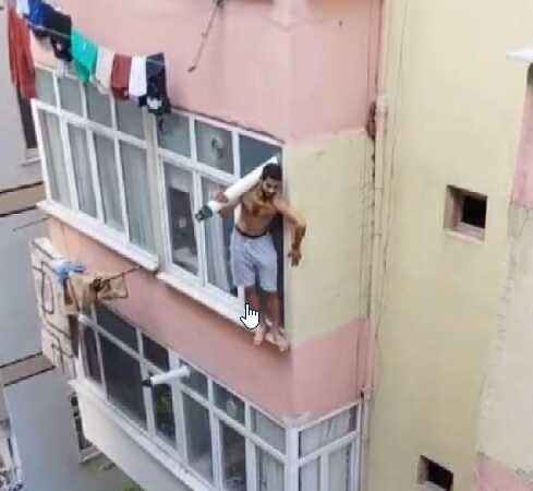 İntihar etmek için balkondan aşağı sarktı, vazgeçince mahsur kaldı! Gerekçesi de olay kadar ilginç