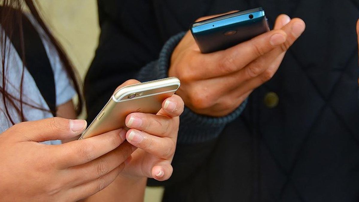 Zam öncesi yurt dışı telefonlarının ödemesini yapan birçok kişi, 'servis yok' uyarısıyla karşılaşıyor