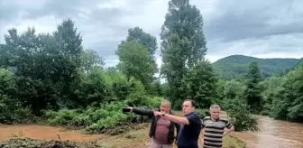 Kastamonu'nun Cide ilçesinde sağanak nedeniyle su taşkını meydana geldi