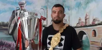 Yusuf Can Zeybek, Kırkpınar'da Şampiyon Olarak Altın Kemeri Takıp Hedefini Açıkladı