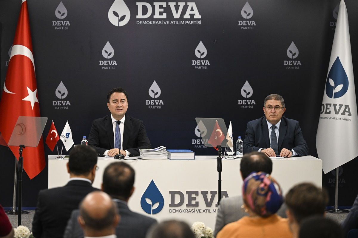Ali Babacan, Hükümete Ekonomik ve Sosyal Konseyi Toplaması Çağrısında Bulundu