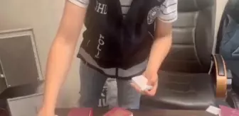 FATİH'te Sahte Pasaport ve Kimlik Operasyonu