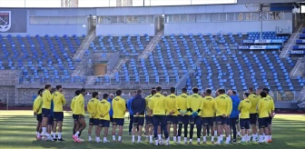 Fenerbahçe, Pari Premier Cup Turnuvası'na hazırlanıyor
