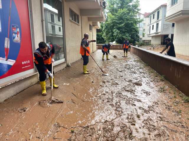 Sel nedeniyle sular altında kalan Bartın havadan görüntülendi! Manzara içler acısı Sel nedeniyle sular altında kalan Bartın havadan görüntülendi! Manzara içler acısı