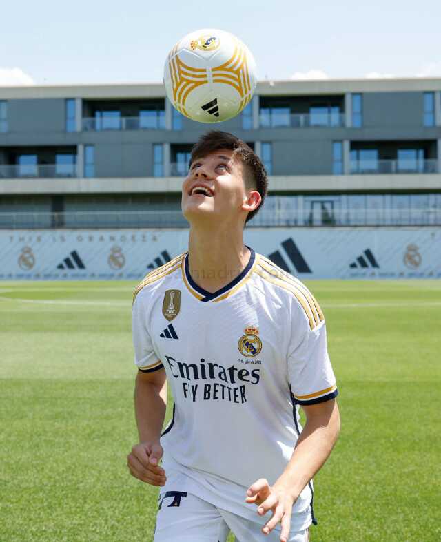 Tesislerin kapısında görenler şaşırdı! Real Madrid'e transfer olan Arda'dan büyük özveri