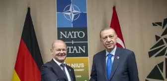 Cumhurbaşkanı Erdoğan, Almanya Başbakanı Scholz ile Görüştü