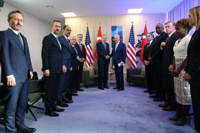 Cumhurbaşkanı Erdoğan: Bundan önceki buluşmalarımız adeta ısınma turları gibiydi, ama şimdi yeni bir süreci başlatıyoruz Cumhurbaşkanı Erdoğan: Bundan önceki buluşmalarımız adeta ısınma turları gibiydi, ama şimdi yeni bir süreci başlatıyoruz