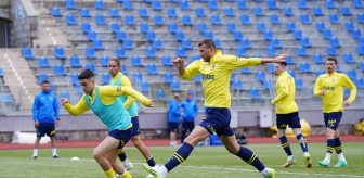 Fenerbahçe, Rusya'da hazırlıklarına devam ediyor
