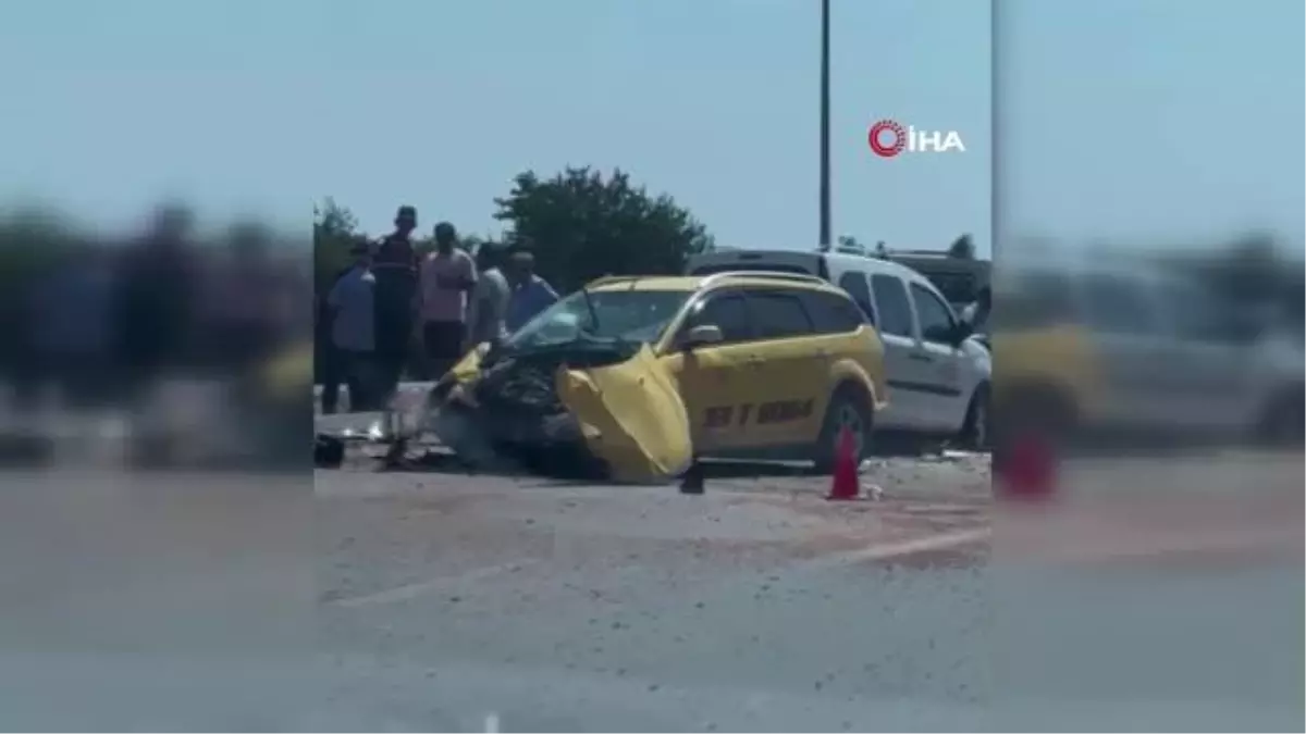 İki aracın çarpıştığı kazada 5 kişi yaralandı