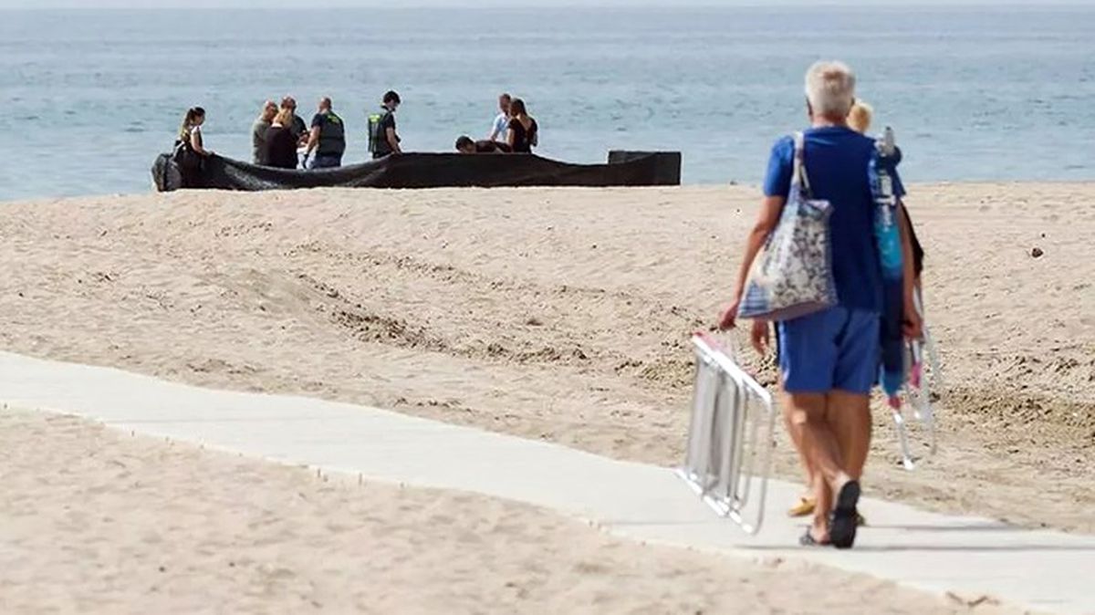 İspanya'da denize giren turistler plajda kafası kesilmiş çocuk cesediyle karşılaştı