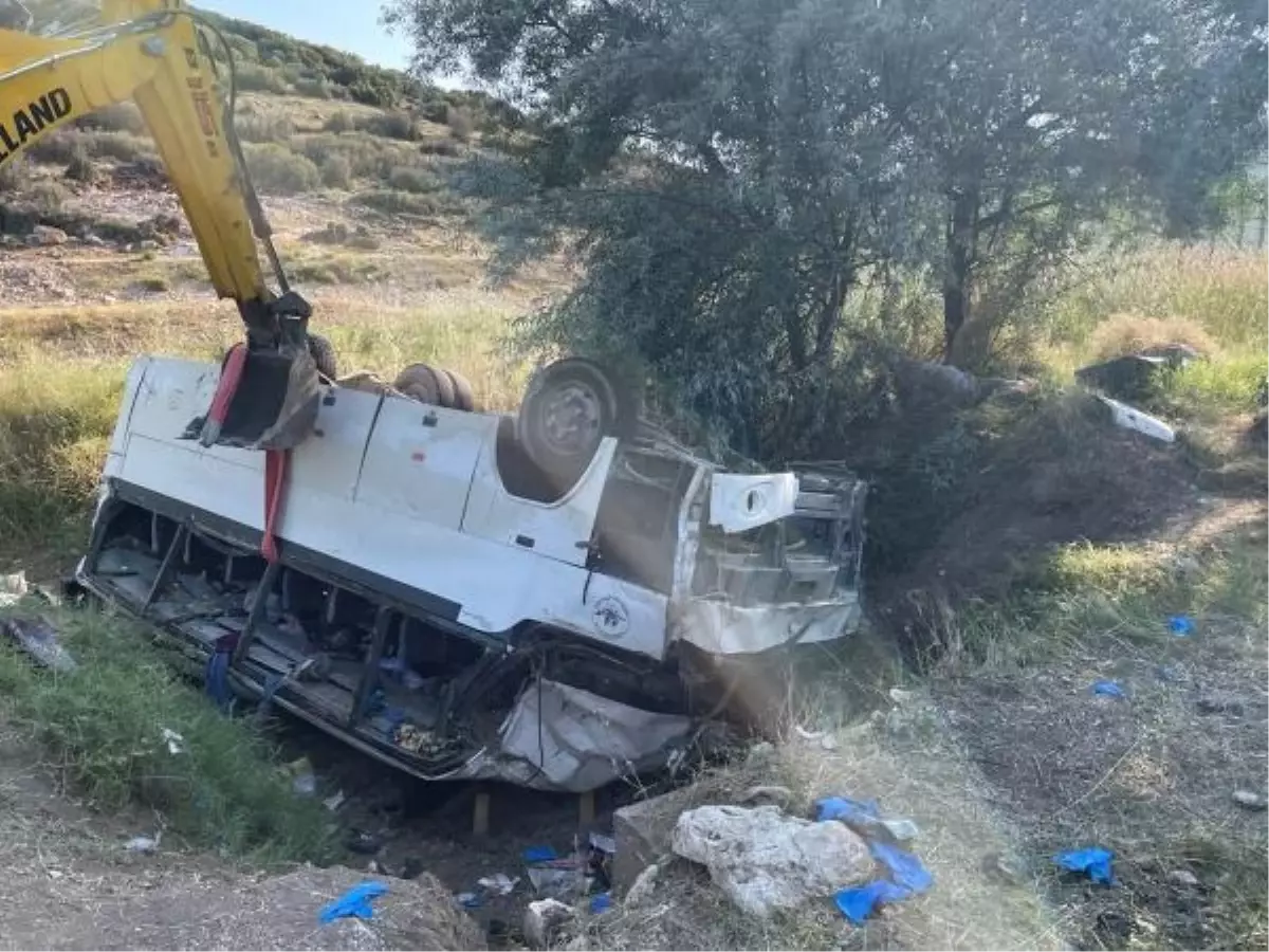 Isparta'da midibüs kazası: 1 ölü, 36 yaralı