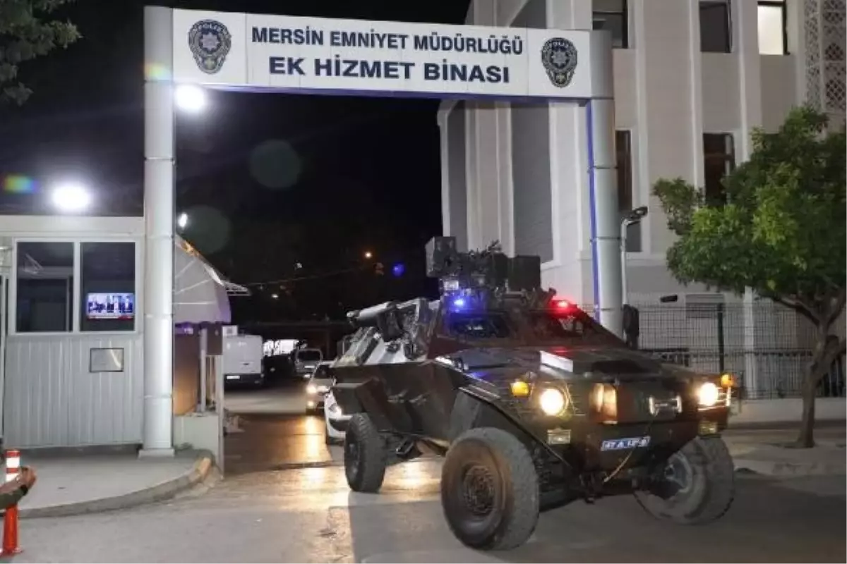 Mersin'de 74 kişi yakalandı