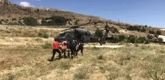 Tunceli'de Kalp Krizi Geçiren Hastaya Askeri Helikopter İle Sevkiyat