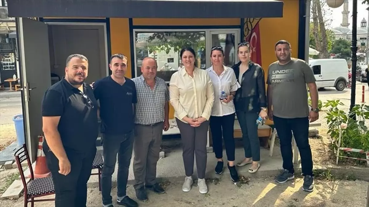 AK Parti Edirne İl Başkanı Belgin İba, taksi durağı ziyaretlerine devam ediyor